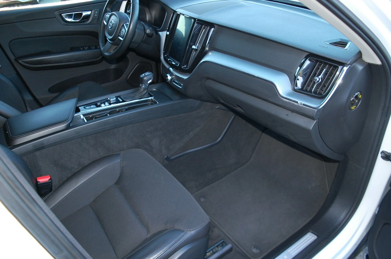 Volvo XC 60 - Zdjęcie 8