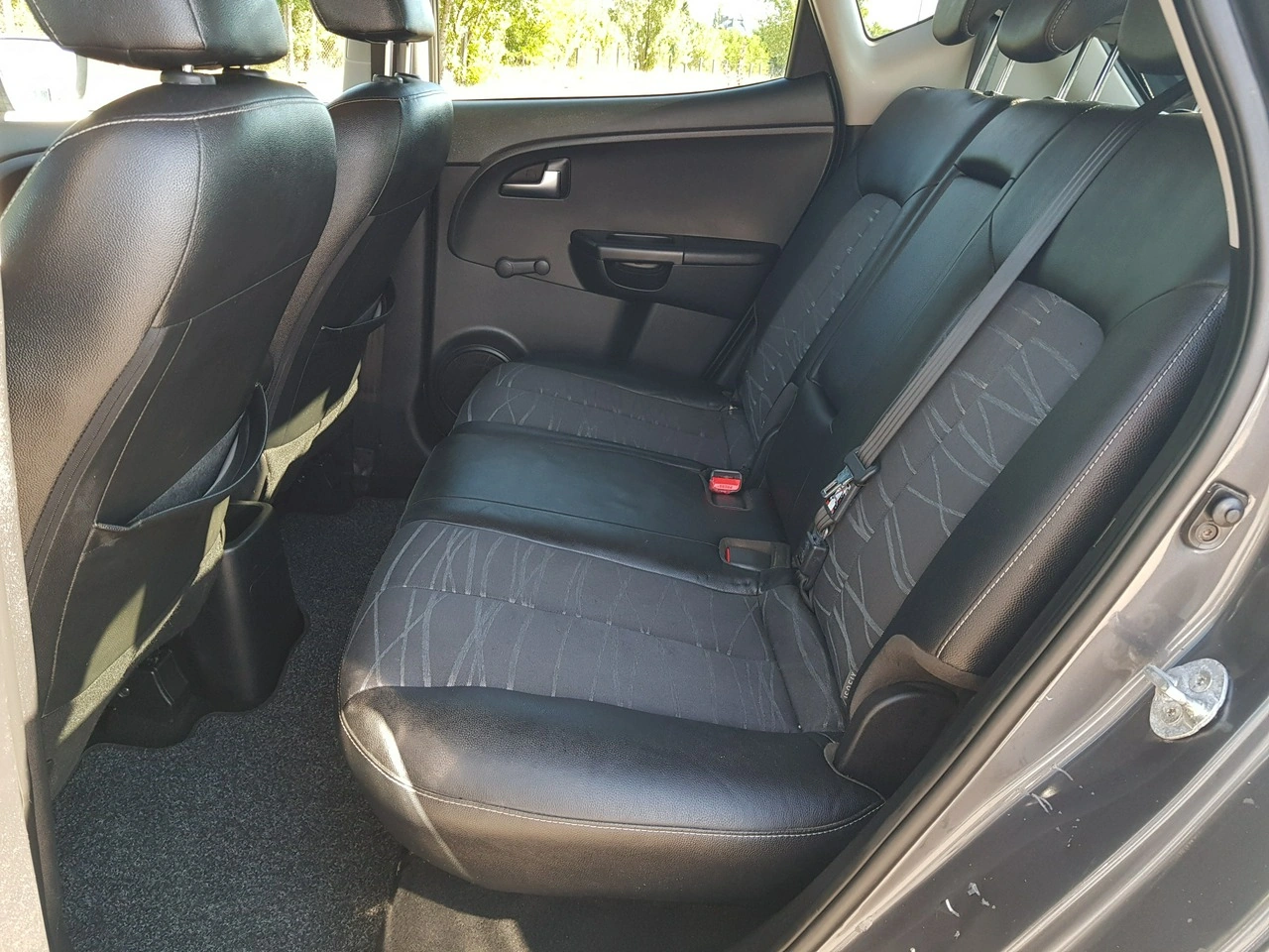 Kia Venga - Zdjęcie 10