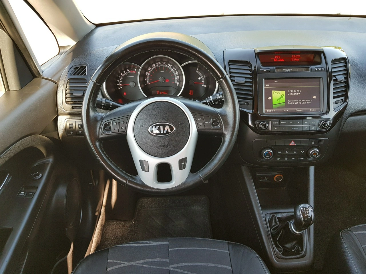 Kia Venga - Zdjęcie 12