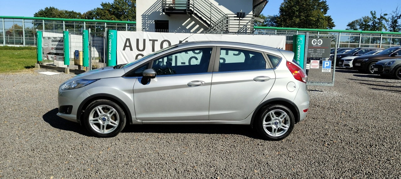 Ford Fiesta - Zdjęcie 6