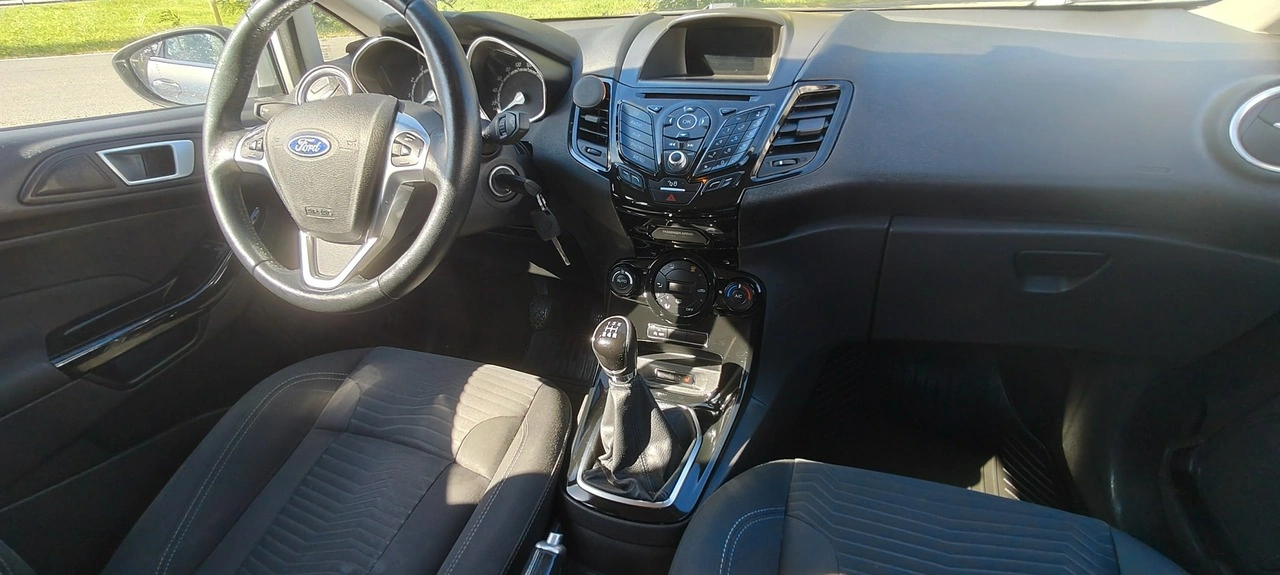 Ford Fiesta - Zdjęcie 8
