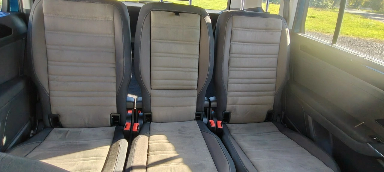 Volkswagen Touran - Zdjęcie 15