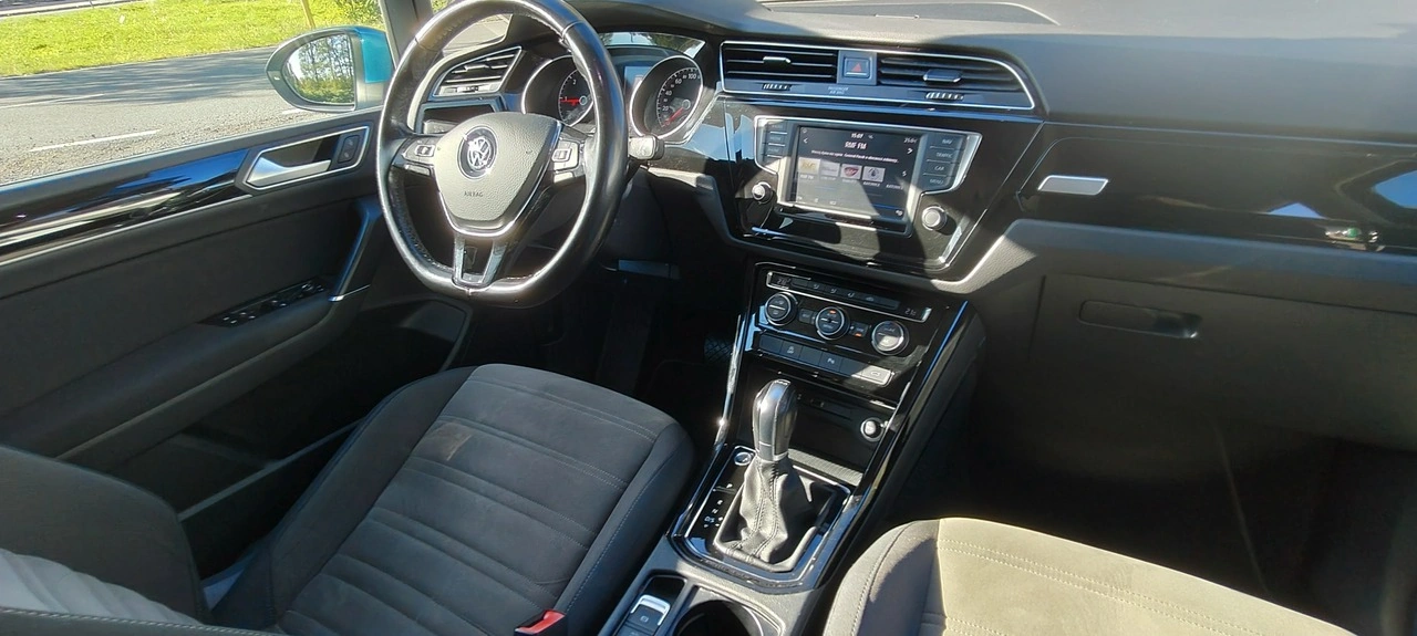 Volkswagen Touran - Zdjęcie 8