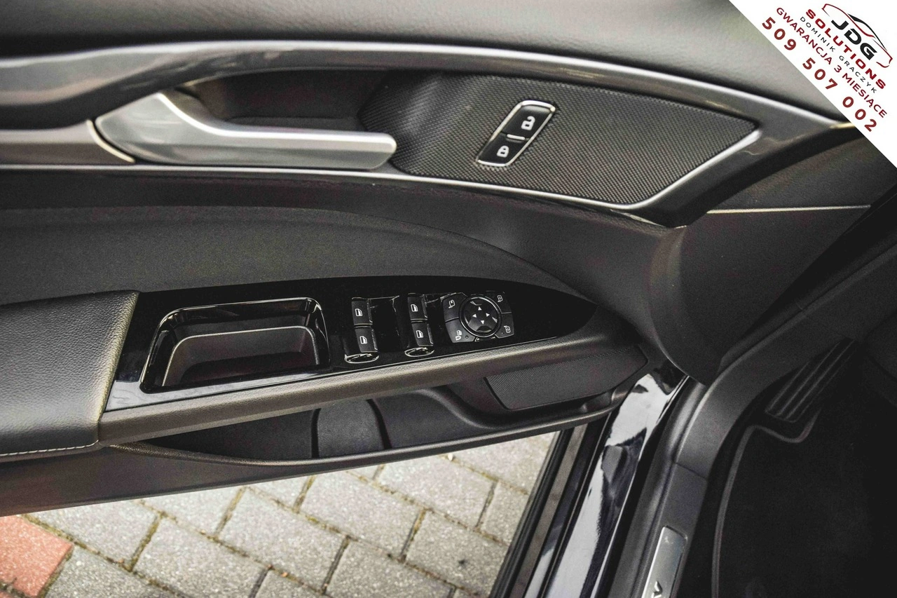 Ford Mondeo - Zdjęcie 13
