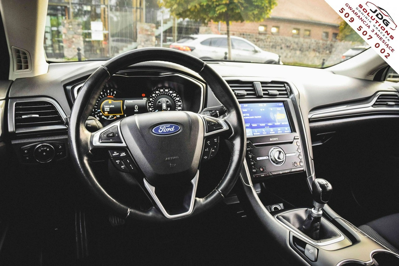 Ford Mondeo - Zdjęcie 14