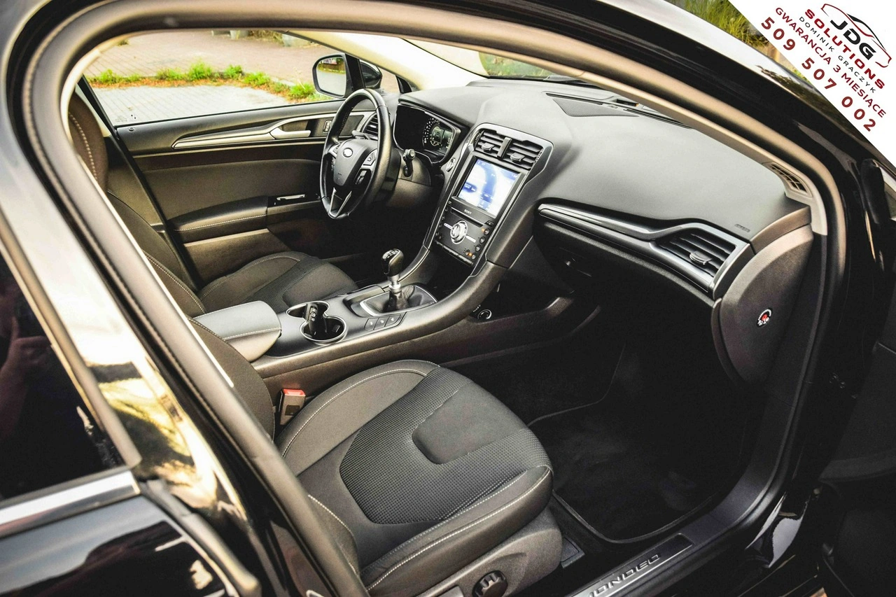 Ford Mondeo - Zdjęcie 24