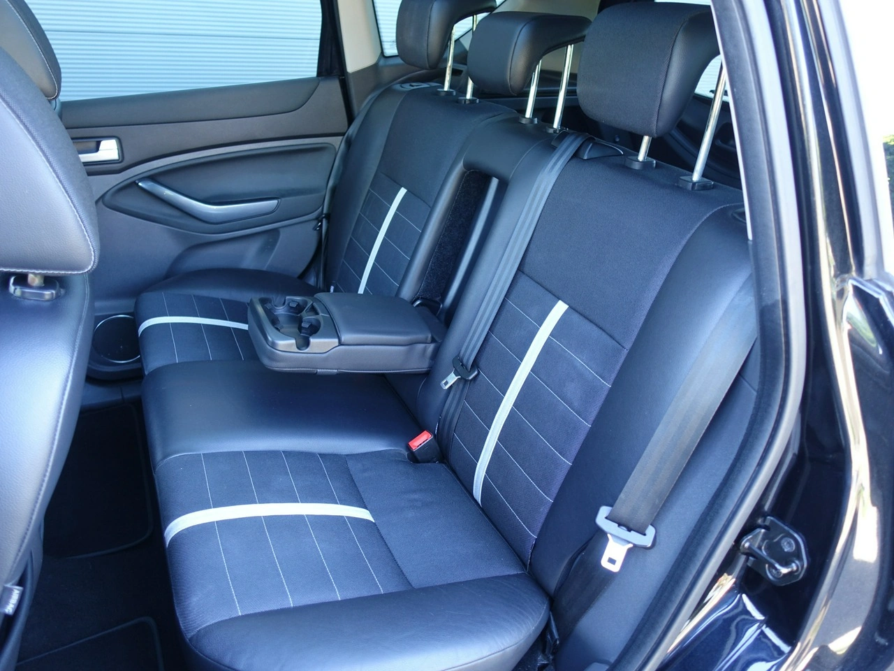 Ford Kuga - Zdjęcie 16