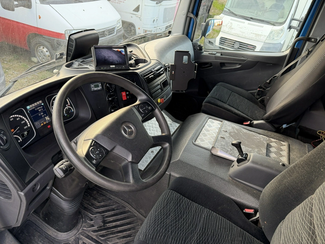Mercedes Atego - Zdjęcie 4