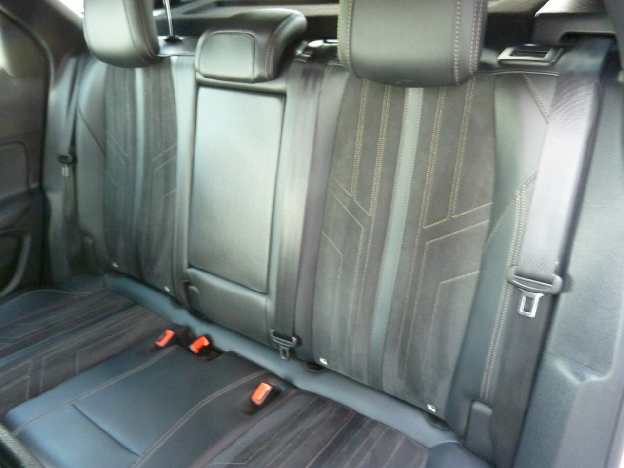 Peugeot 3008 - Zdjęcie 9