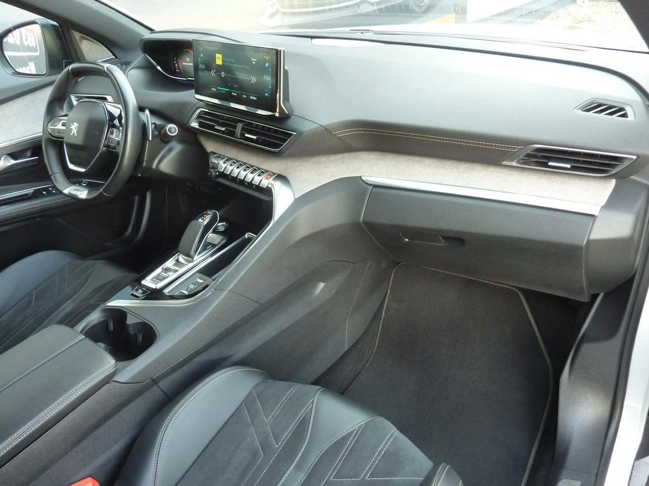 Peugeot 3008 - Zdjęcie 11