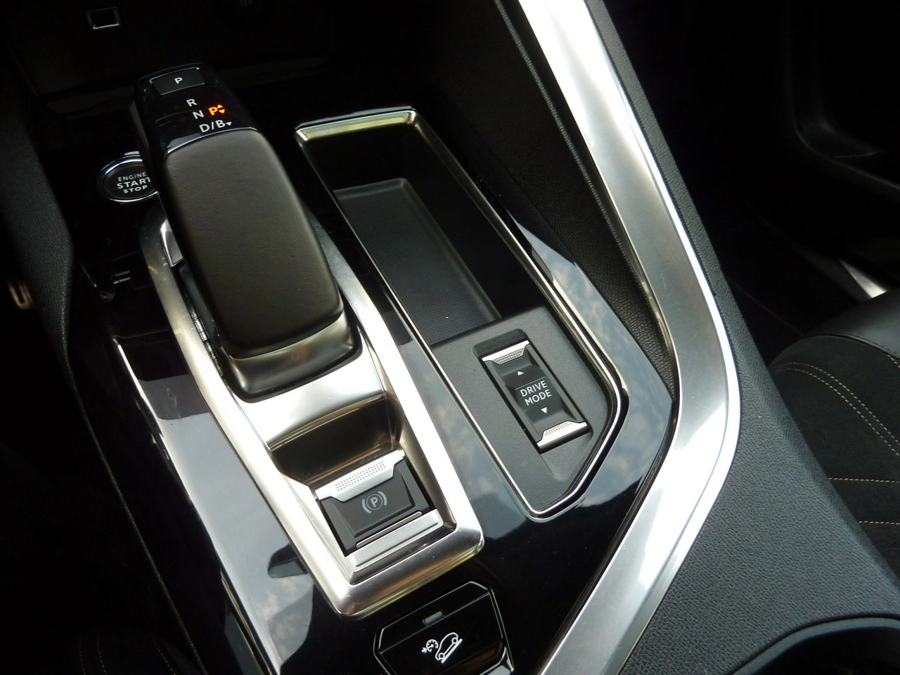Peugeot 3008 - Zdjęcie 27