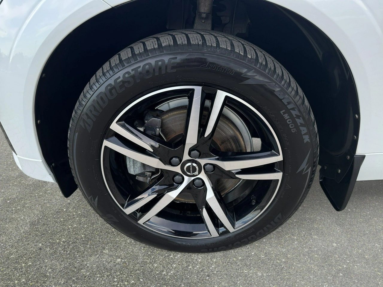 Volvo XC 60 - Zdjęcie 9