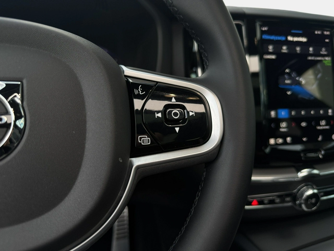 Volvo XC 60 - Zdjęcie 16