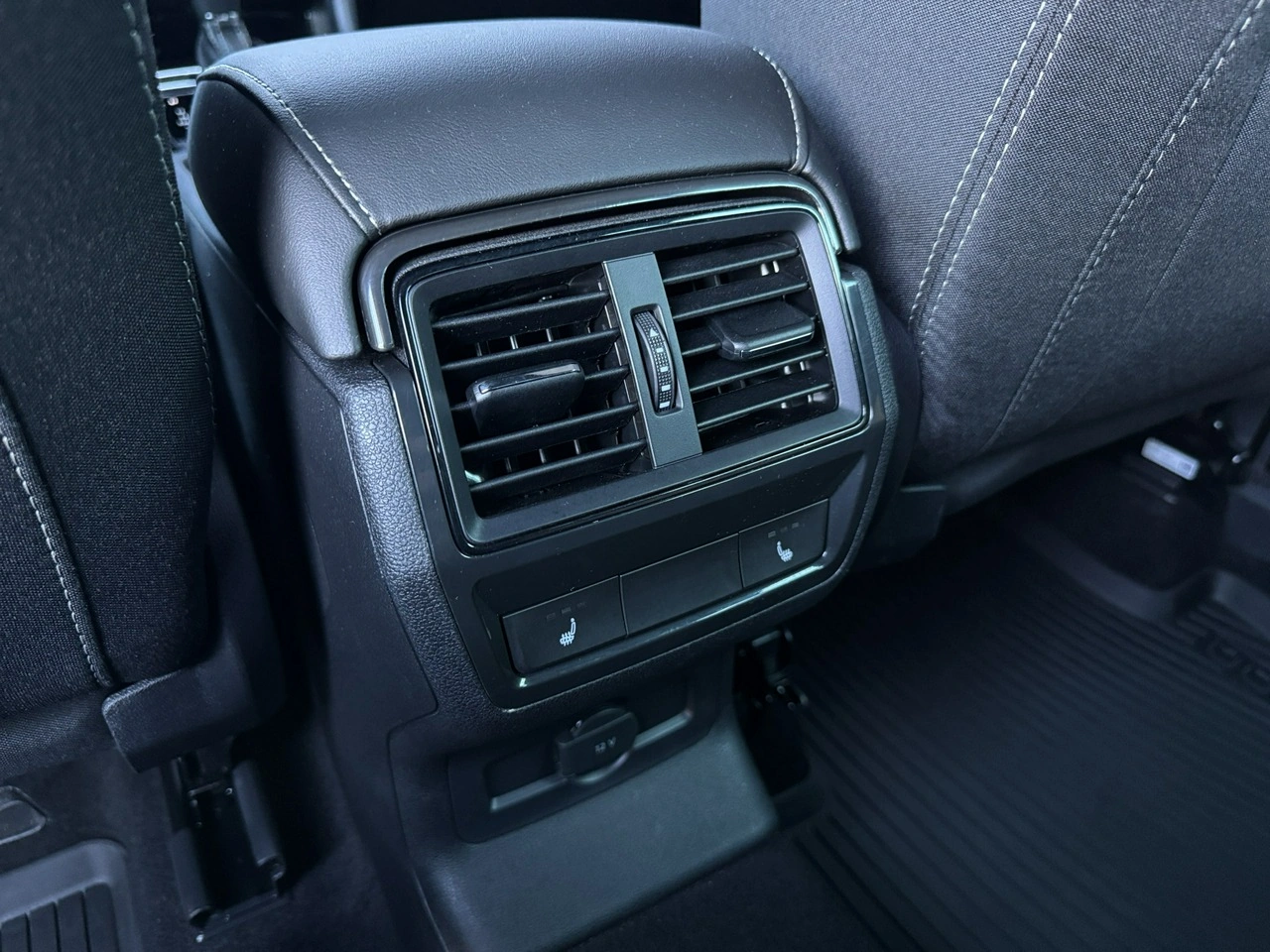 Skoda Karoq - Zdjęcie 23