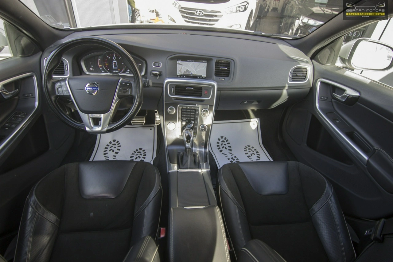 Volvo S60 - Zdjęcie 27