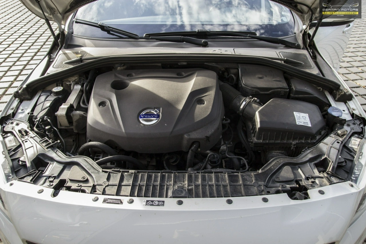 Volvo S60 - Zdjęcie 34