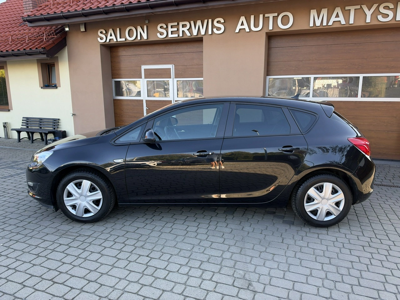 Opel Astra - Zdjęcie 10