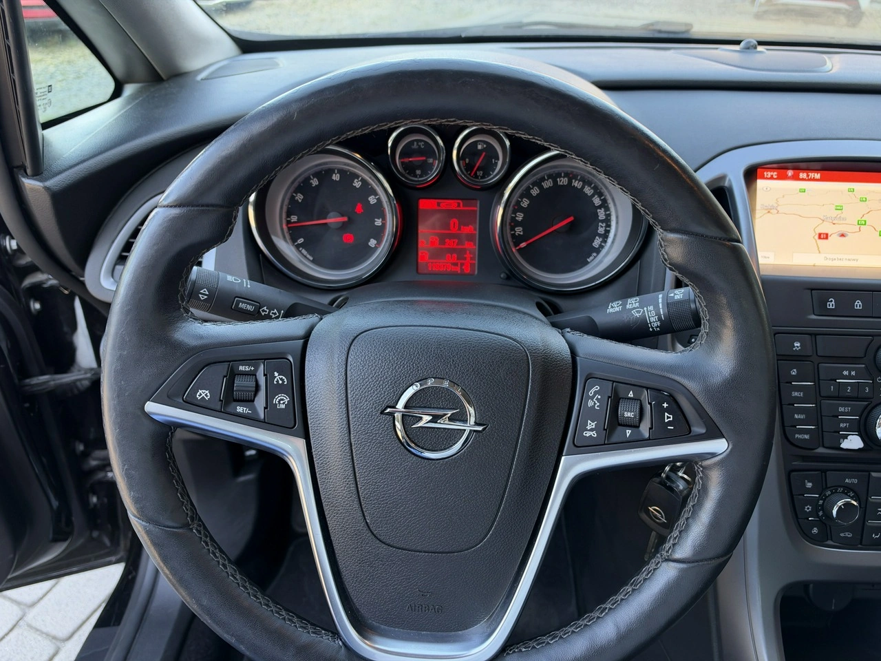 Opel Astra - Zdjęcie 15