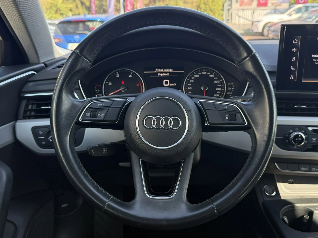Audi A4 - Zdjęcie 14