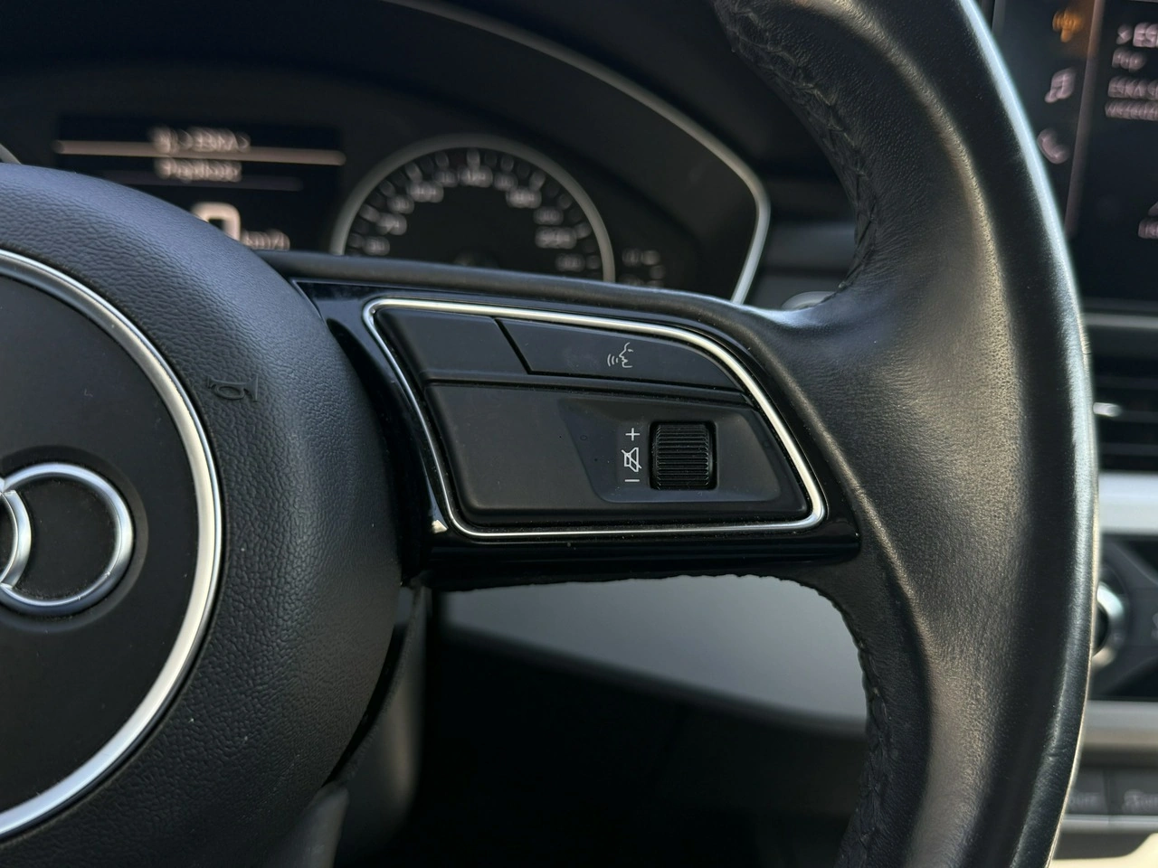 Audi A4 - Zdjęcie 15