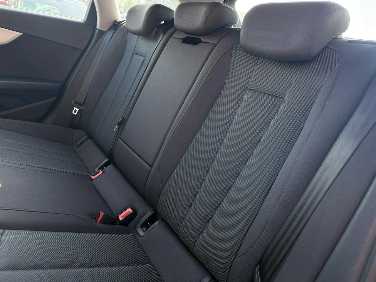 Audi A4 - Zdjęcie 29