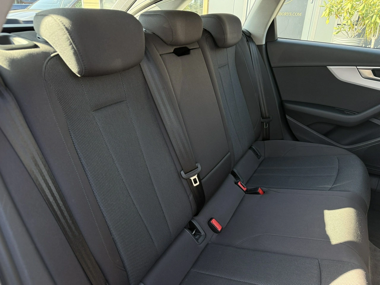 Audi A4 - Zdjęcie 30