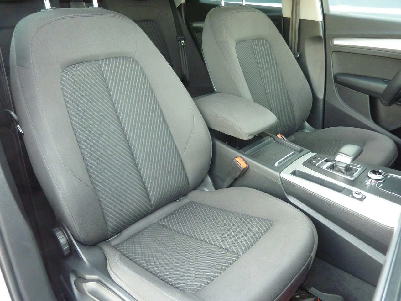 Audi Q5 - Zdjęcie 13