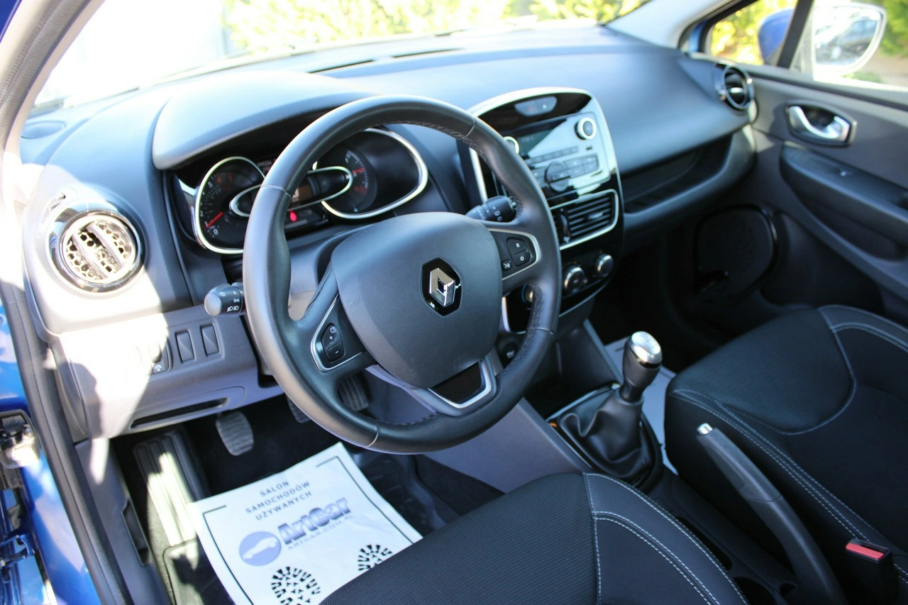 Renault Clio - Zdjęcie 13