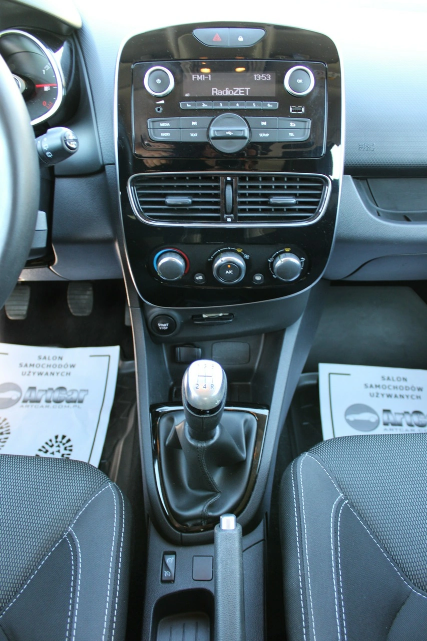 Renault Clio - Zdjęcie 19