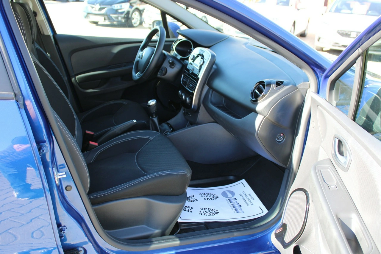 Renault Clio - Zdjęcie 20