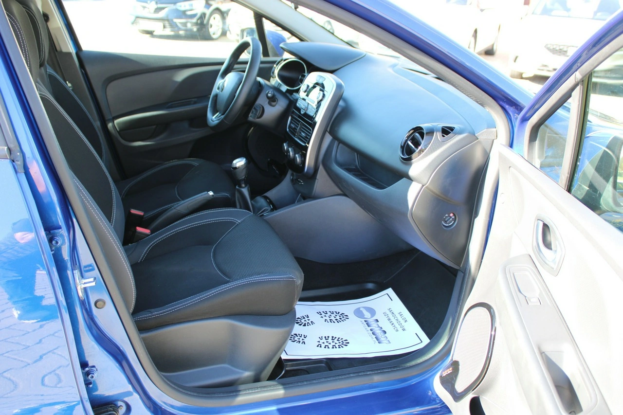 Renault Clio - Zdjęcie 21