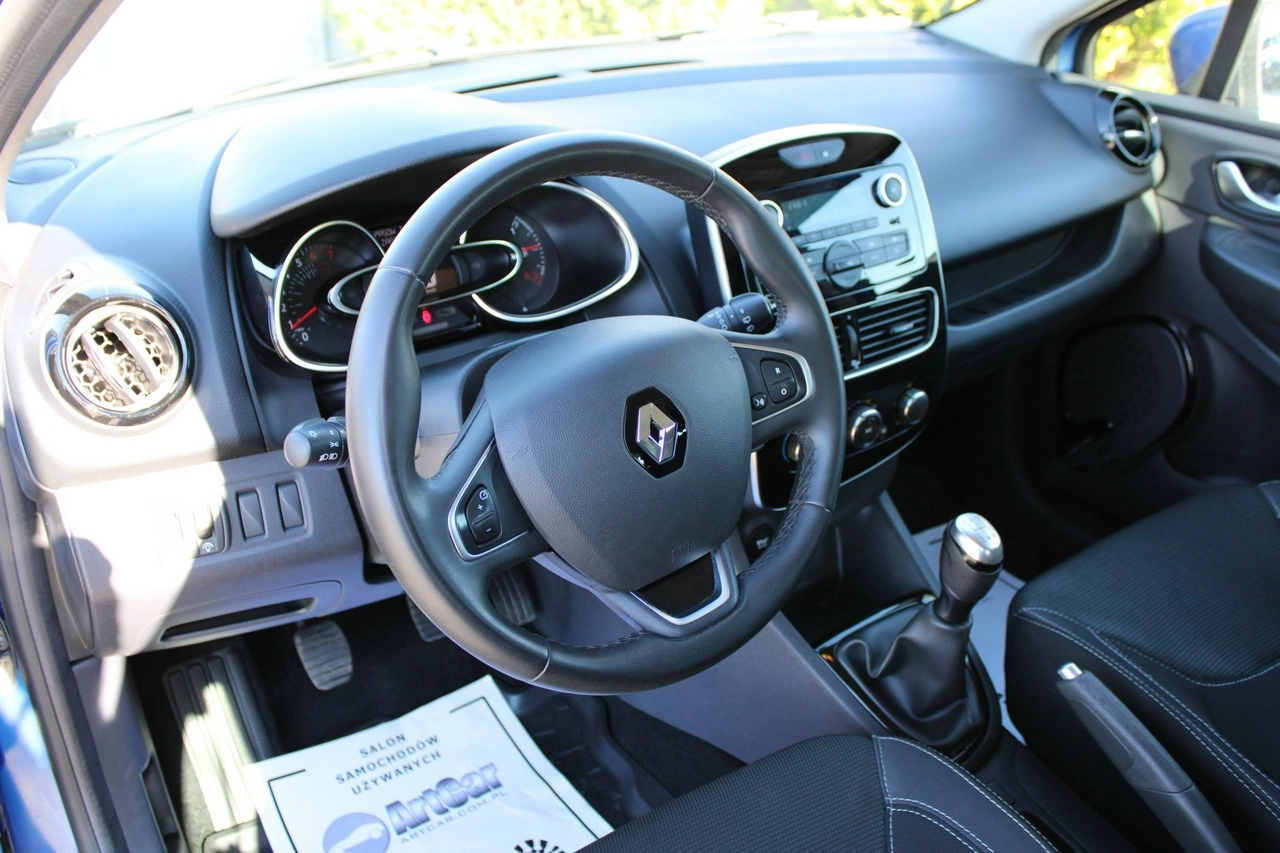 Renault Clio - Zdjęcie 48