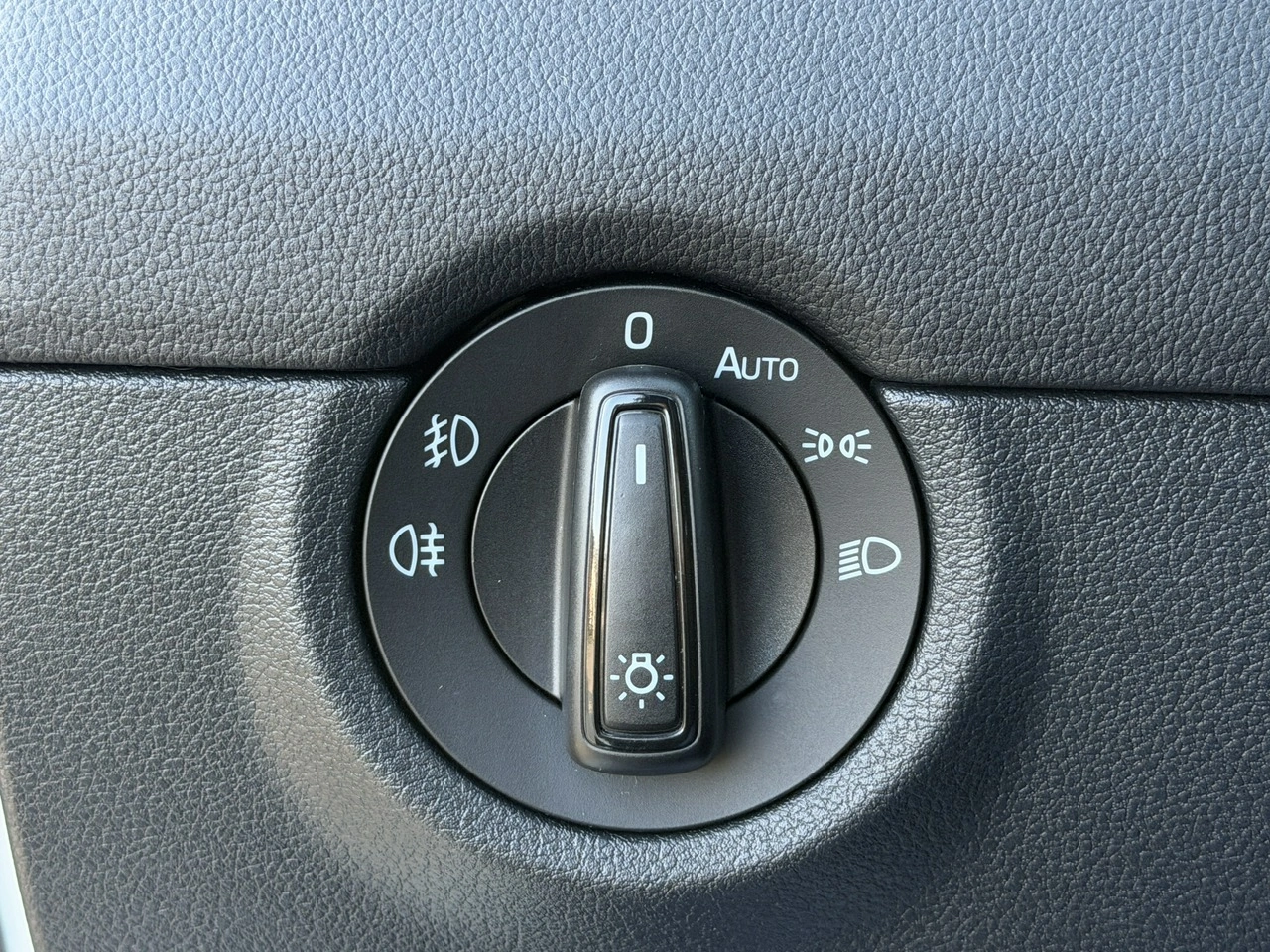 Skoda Octavia - Zdjęcie 15