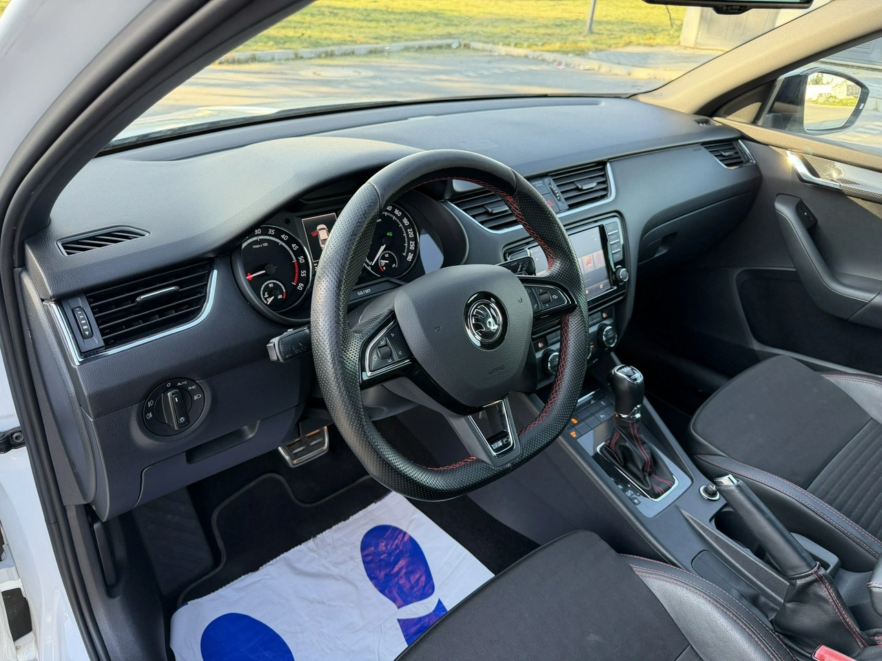 Skoda Octavia - Zdjęcie 19