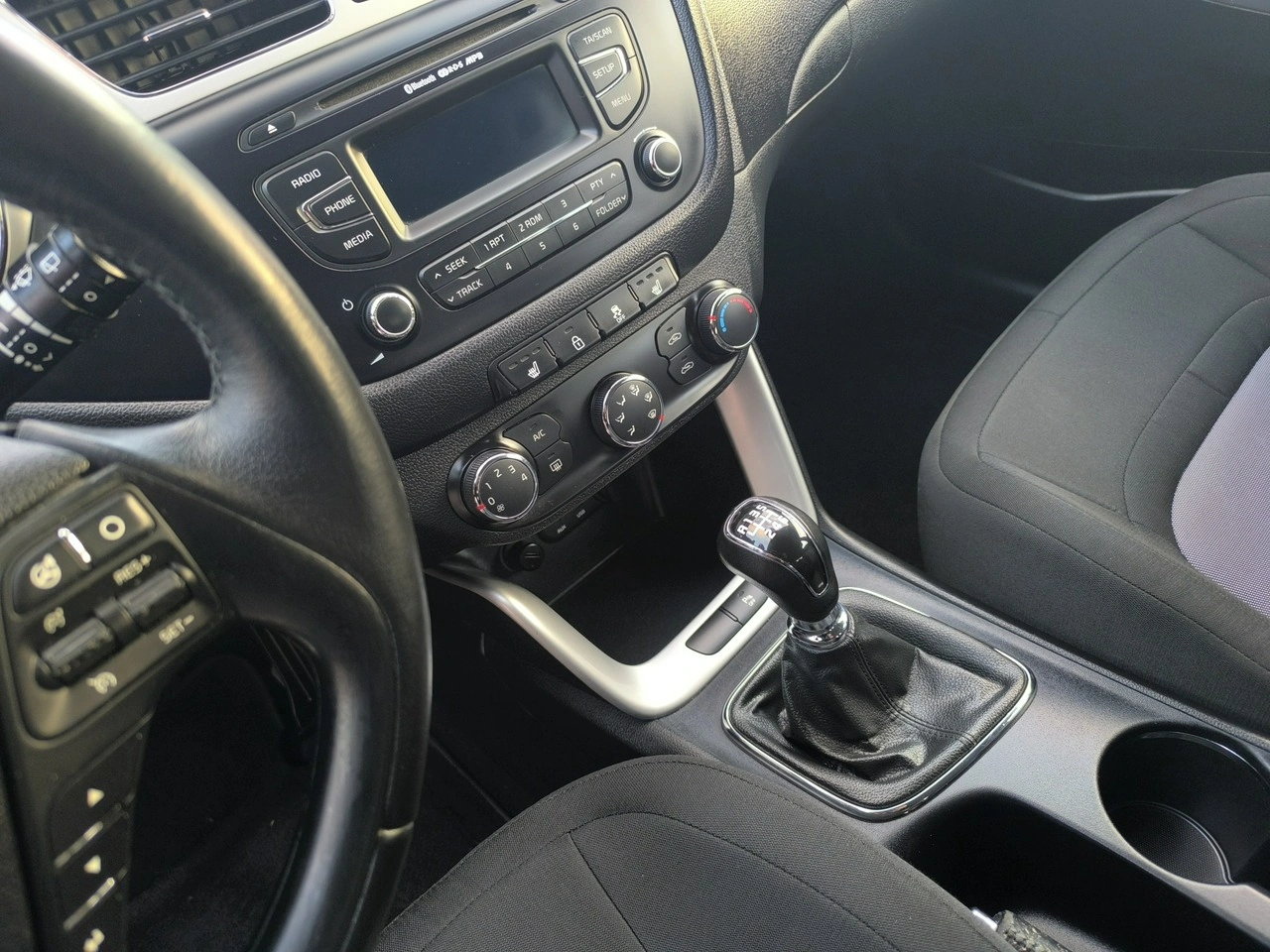 Kia Ceed - Zdjęcie 14