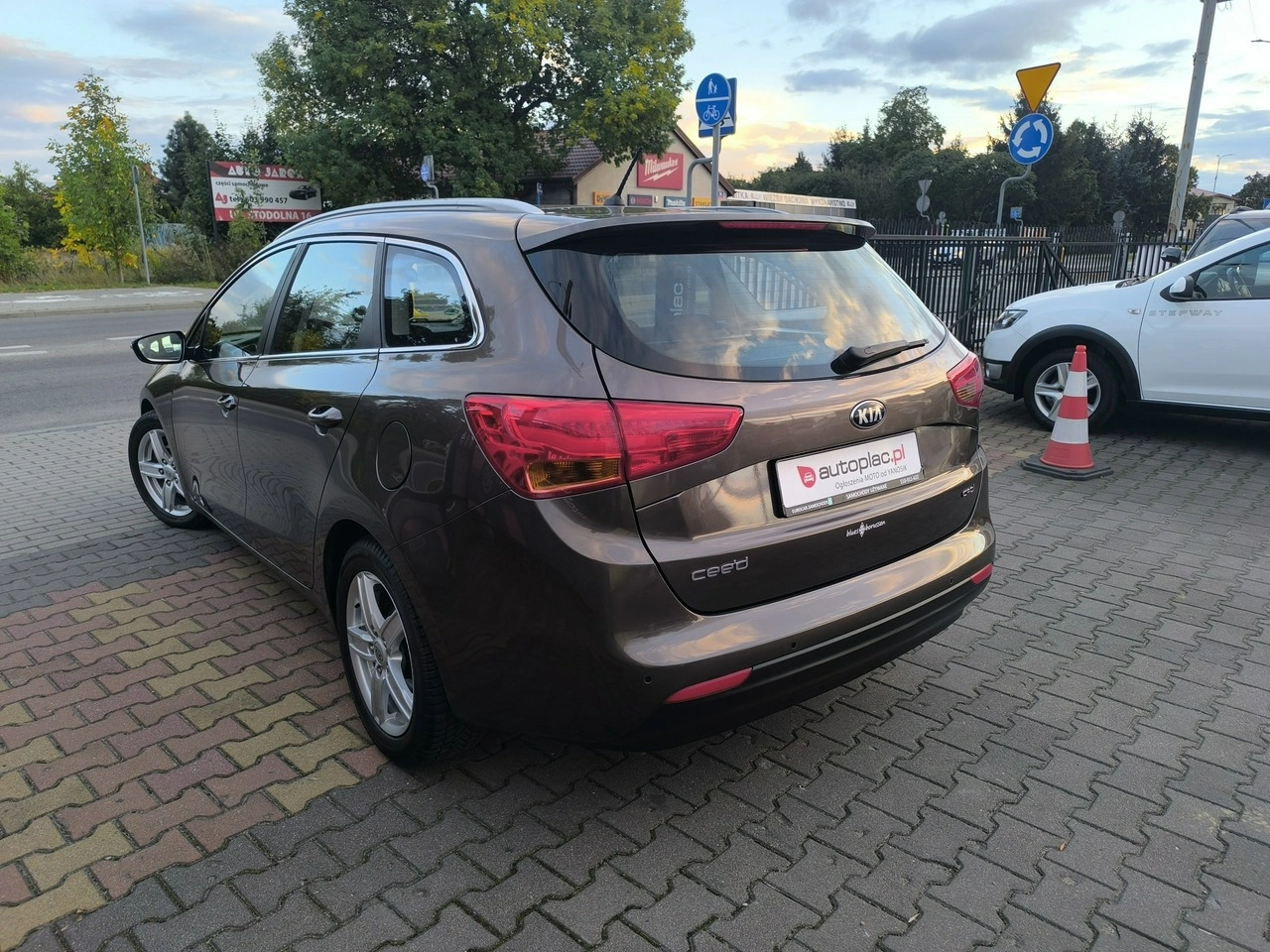 Kia Ceed - Zdjęcie 5