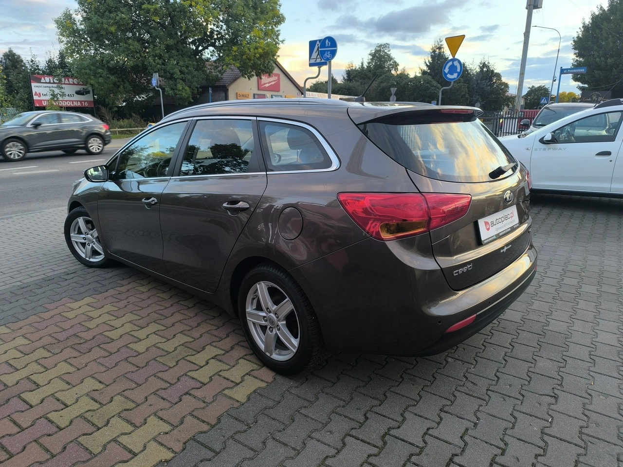 Kia Ceed - Zdjęcie 6