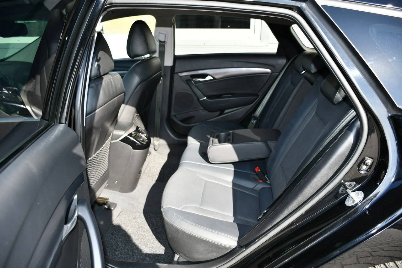 Hyundai i40 - Zdjęcie 32