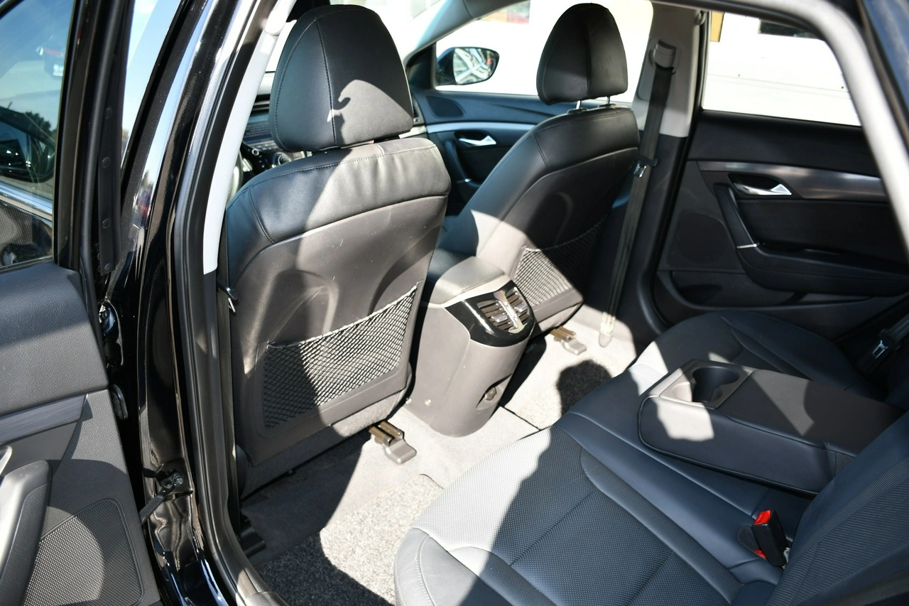 Hyundai i40 - Zdjęcie 33