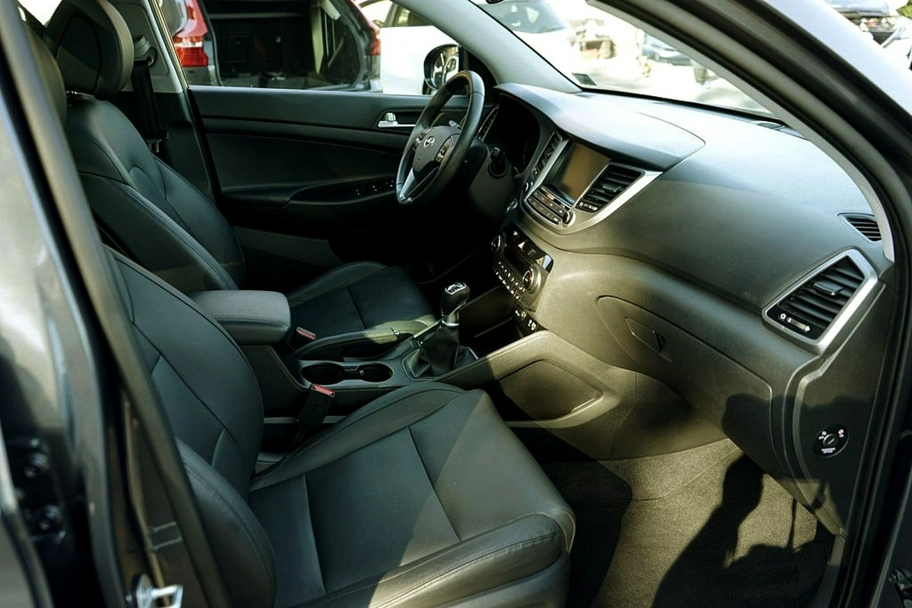 Hyundai Tucson - Zdjęcie 9