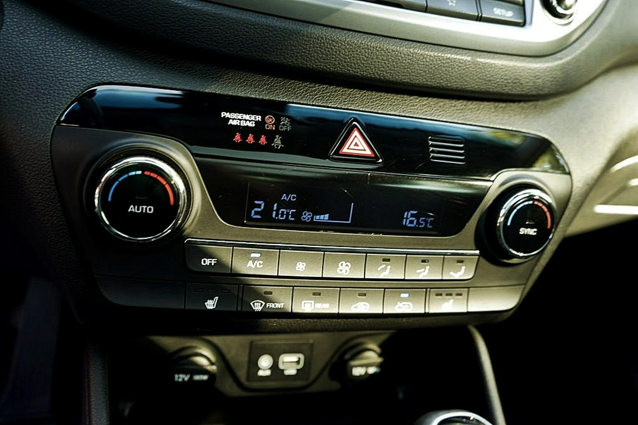 Hyundai Tucson - Zdjęcie 21