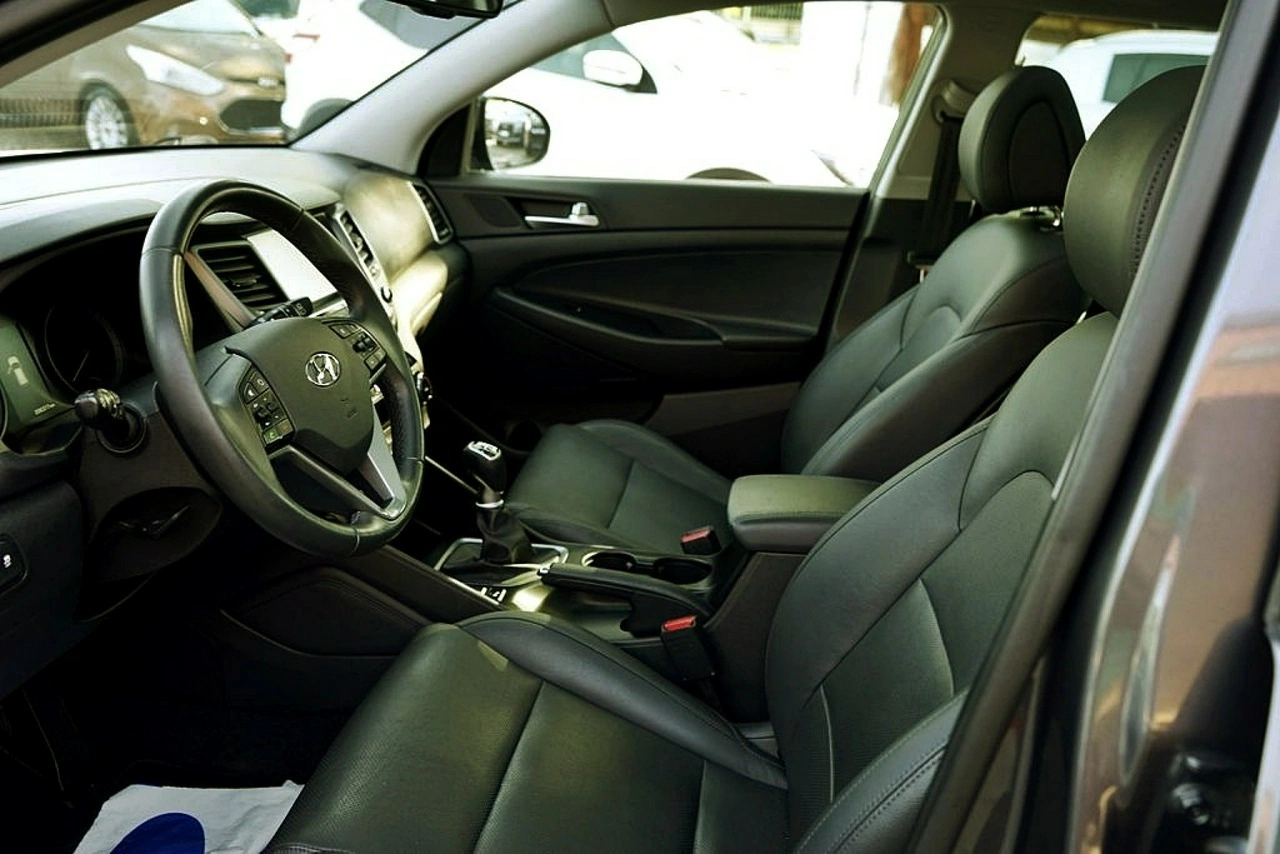 Hyundai Tucson - Zdjęcie 8