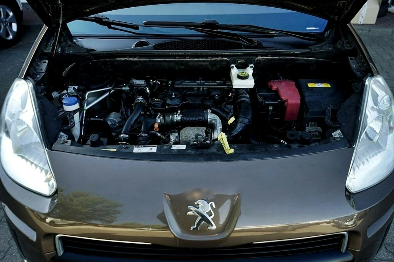 Peugeot Partner - Zdjęcie 10