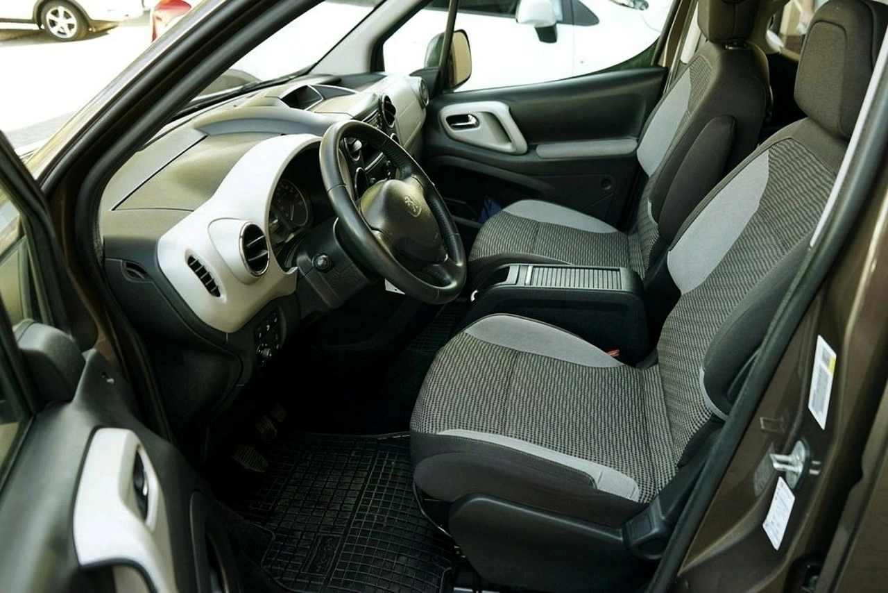 Peugeot Partner - Zdjęcie 11