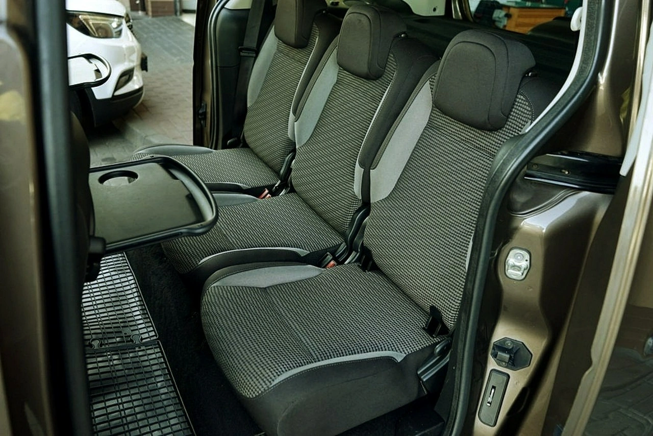 Peugeot Partner - Zdjęcie 15