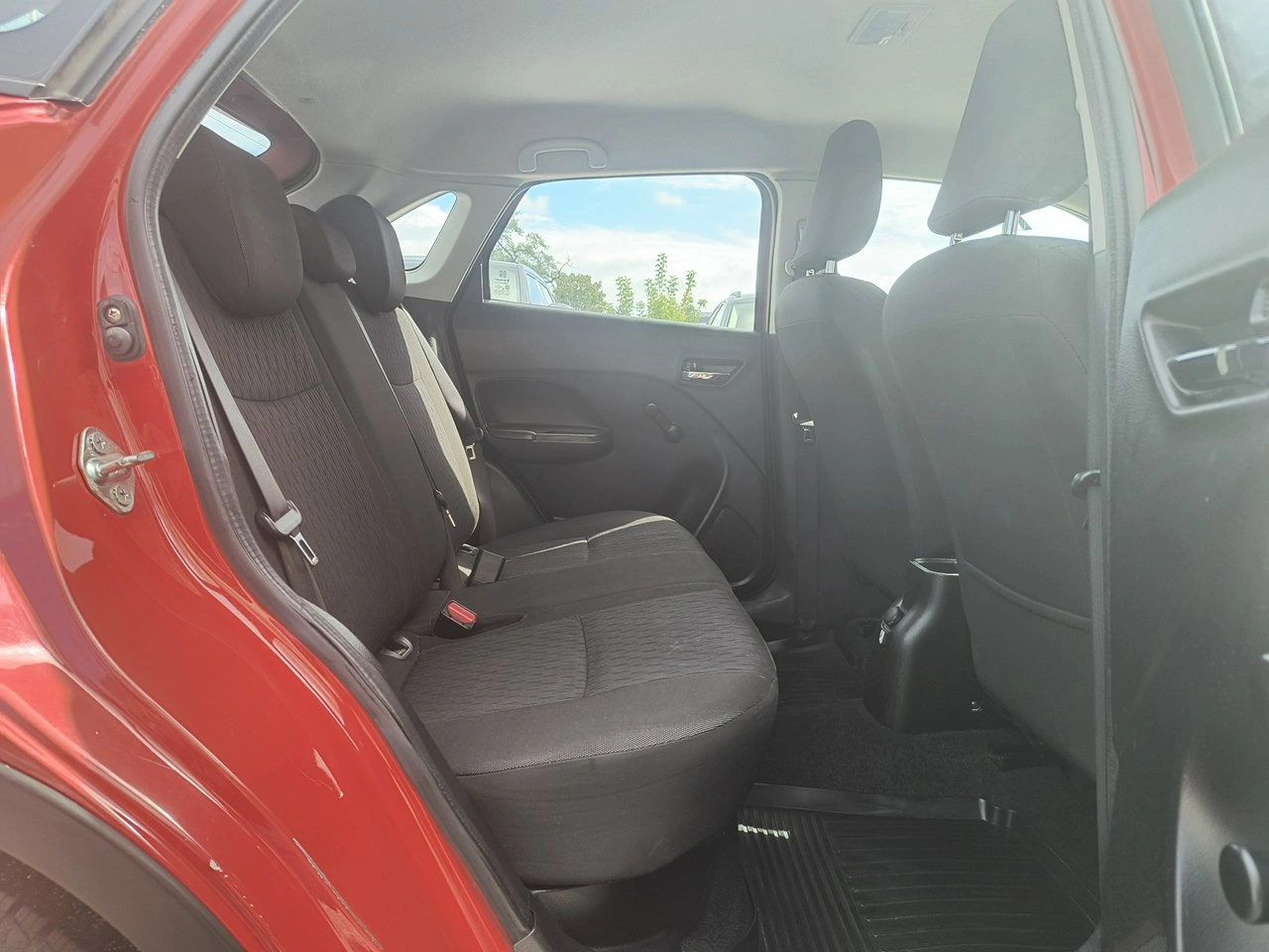 Suzuki Baleno - Zdjęcie 11