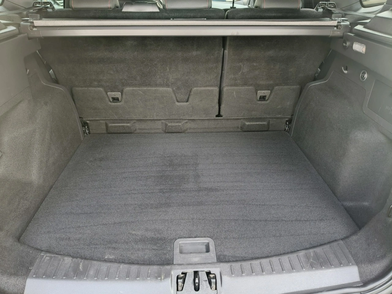 Ford Kuga - Zdjęcie 14