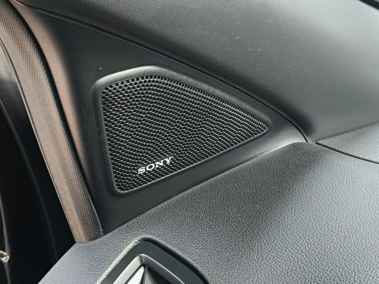 Ford Kuga - Zdjęcie 19
