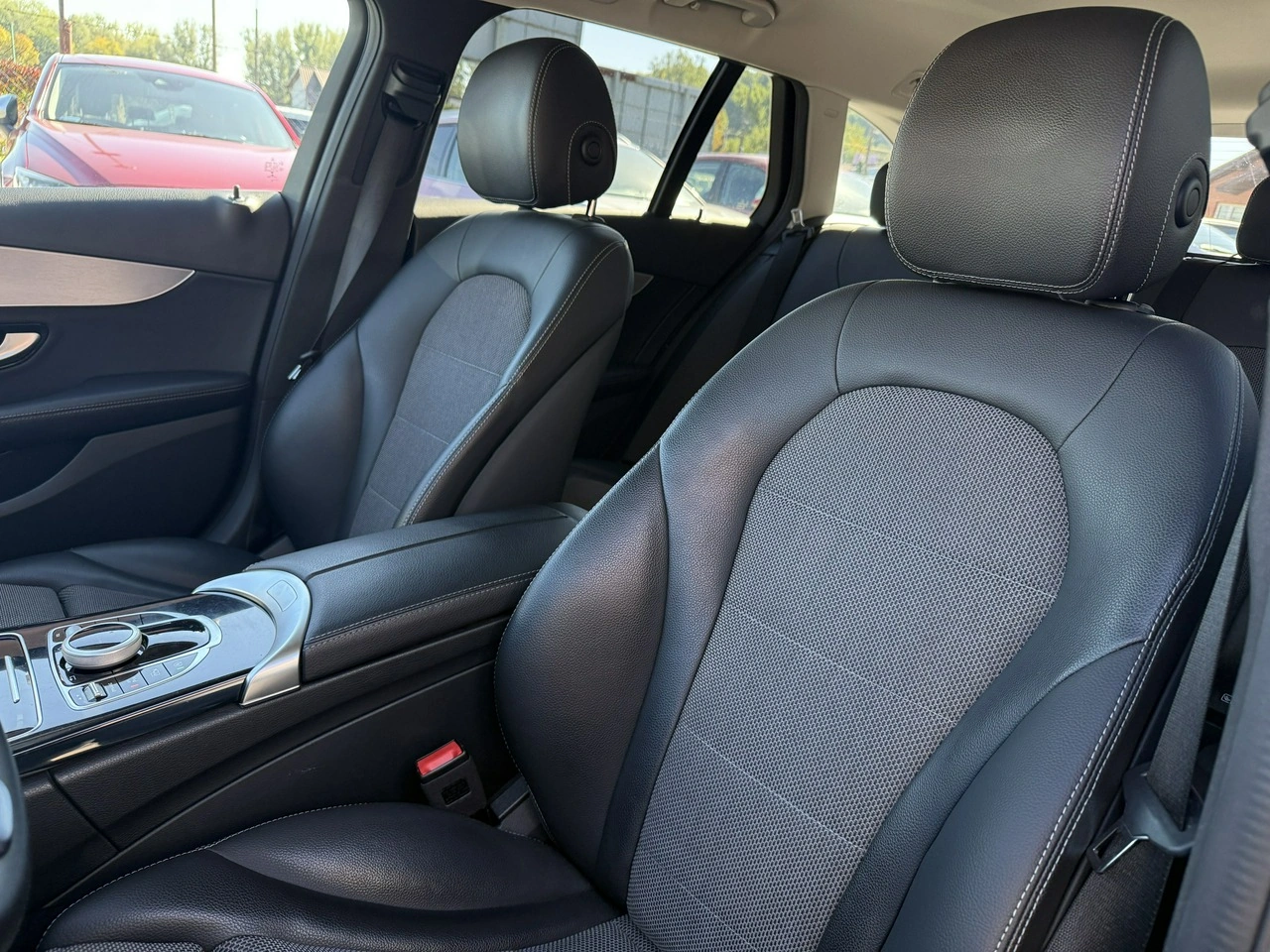 Mercedes C 200 - Zdjęcie 10