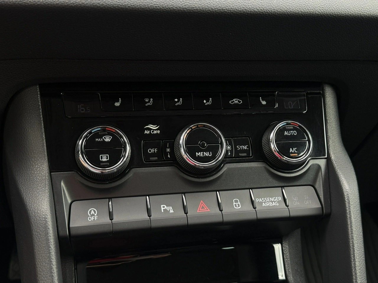 Skoda Karoq - Zdjęcie 26
